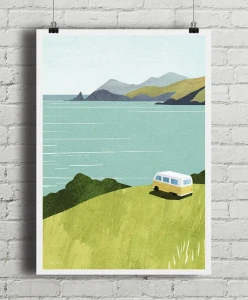 Podróże kamperem - aranżacja plakatu na ceglanej ścianie