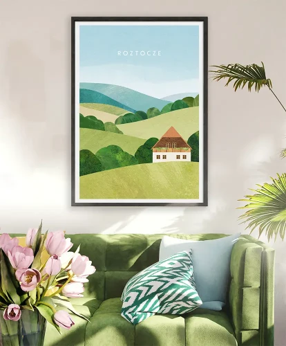 Roztocze - Zielona Kraina - aranżacja plakatu nad zieloną kanapą