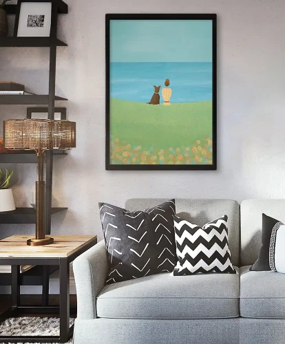 Z psem na łące - aranżacja plakatu w pokoju nad kanapą