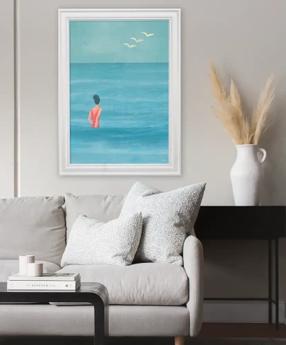 Lato nad morzem - aranżacja plakatu w salonie nad kanapą