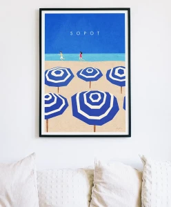 Sopot - plaża z parasolkami - aranżacja plakatu nad białą kanapą