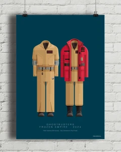 Pogromcy duchów: Imperium lodu / Ghostbusters: Frozen Empire - aranżacja plakatu na ceglanej, białej ścianie