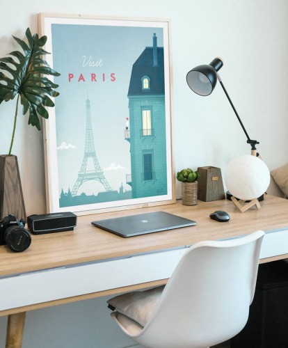 Paryż Francja - Wieża Eiffla i kamienice - plakat na biurku