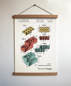 Wieszak na plakat drewniany - aranżacja